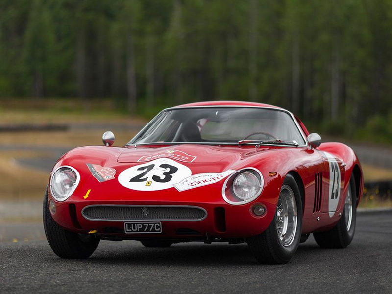 سيارة فيراري تباع بخمسين مليون دولار في مزاد استغرق 10 دقائق!